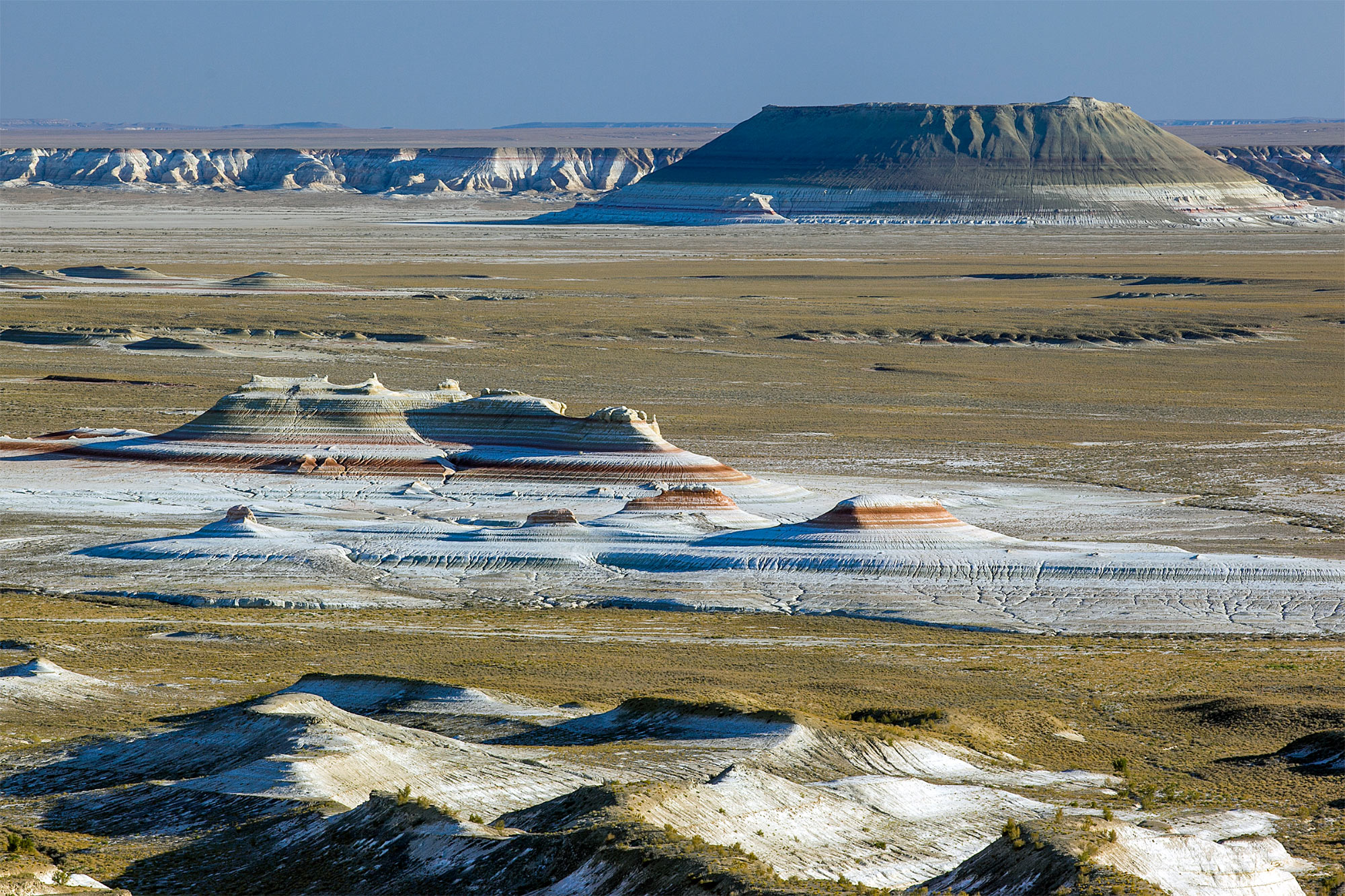 Ustyurt Plateau (Плато Устюрт)